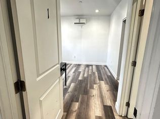 1565 W 36th St #1, Los Angeles, CA 90018