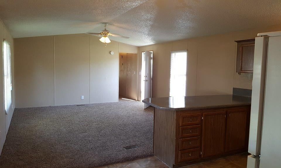 2nd image of 6212 SE 51st St