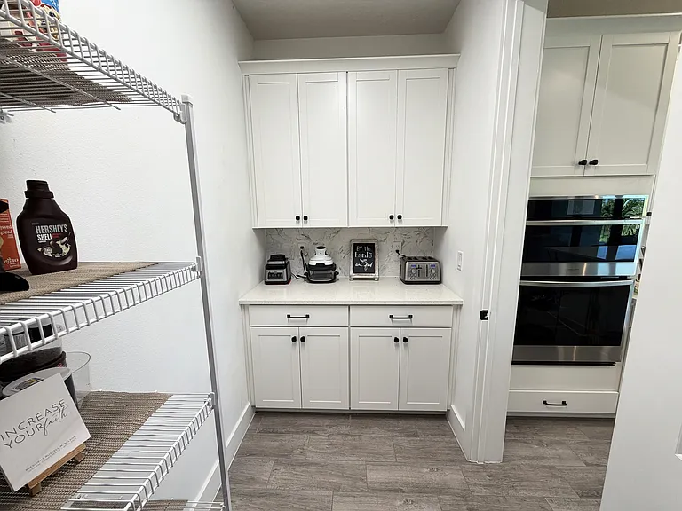 2917 Silverlefe Ln — Photo 8