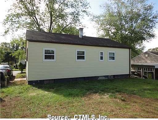 2nd image of 53 Manwaring Rd