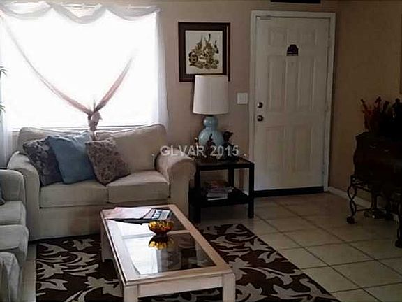 3rd image of 5321 Garzota Ave