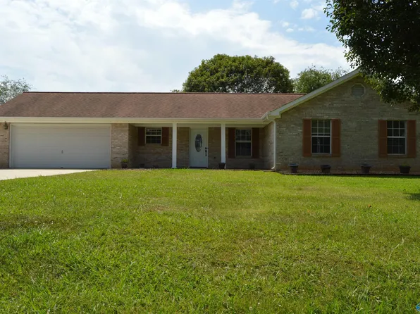 108 Cove Crest Dr, Toney, AL 35773