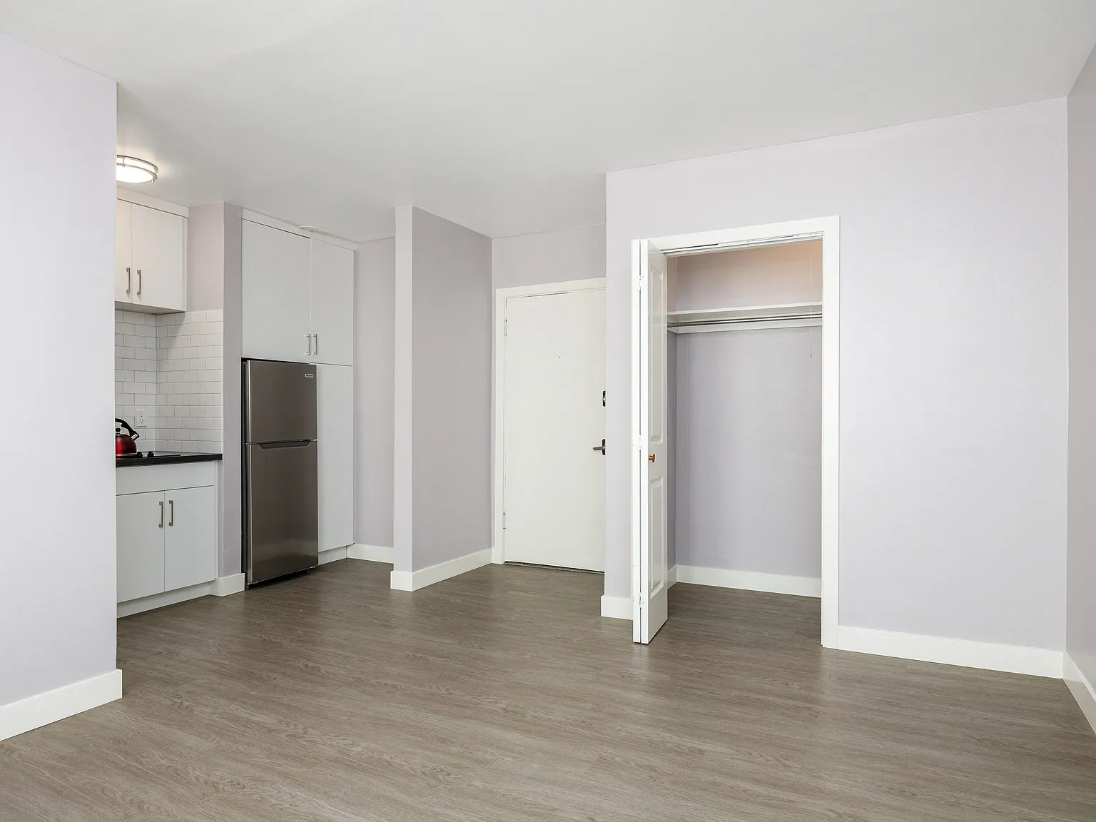 Belcrest Apartments — Photo 2