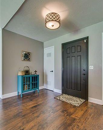 4th image of 2141 Bunker Hill Cir