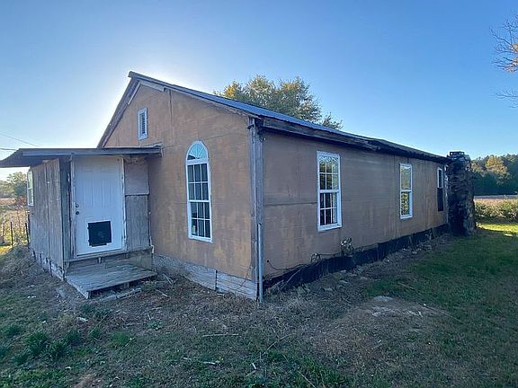 3rd image of 1670 County Road 91
