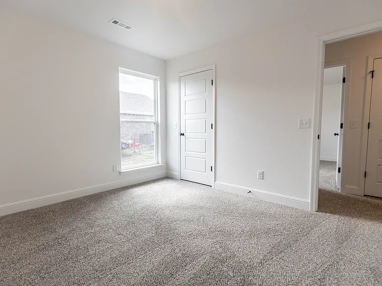 336 Swaden Ln — Photo 8