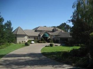 121 Stonehurst Ct, Martinez, CA 94553