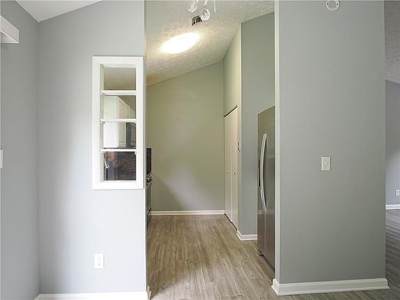 5th image of 5139 Galbraith Cir