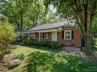 1110 Mount Olivet Rd, Kannapolis, NC 28083