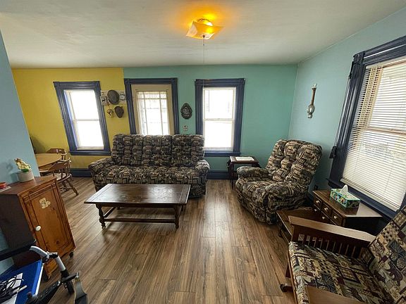 5th image of 60 Cedar Street
