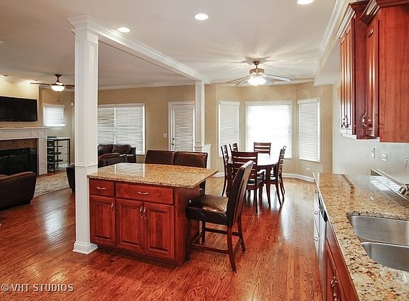 5th image of 1416 Elgin Ave