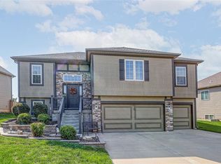 12325 N Wayne Ave, Kansas City, MO 64165