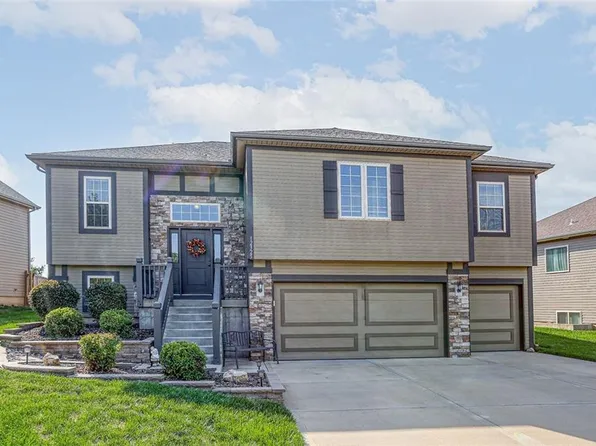 12325 N Wayne Ave, Kansas City, MO 64165