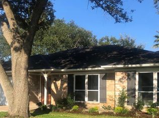 4515 Ponca St, Pasadena, TX 77504