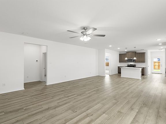 Kaufman Floorplan Photos