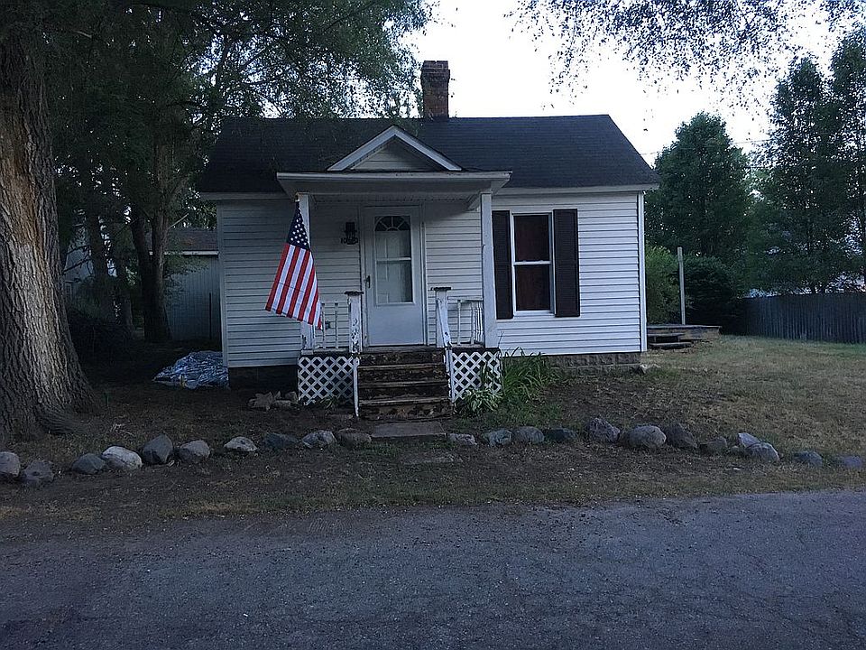 2nd image of 10130 Jackson St