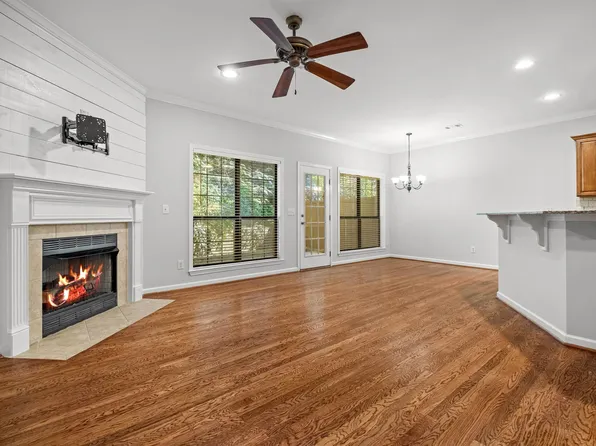 316 Amber Ln, Hoover, AL 35226