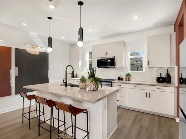 101 S Laxore St #203, Anaheim, CA 92804