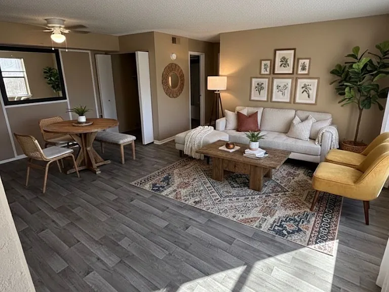 411 W K Pl — Photo 24
