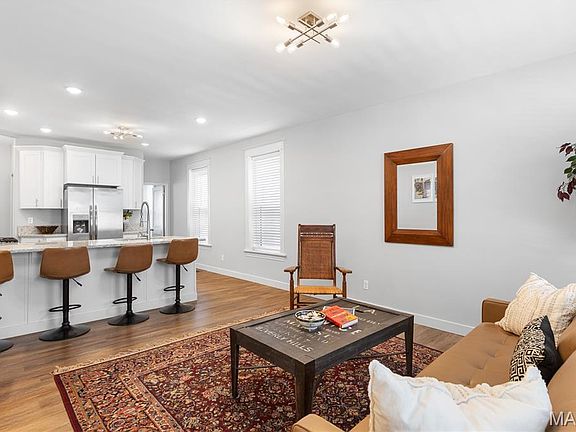 3rd image of 5418 Cologne Ave