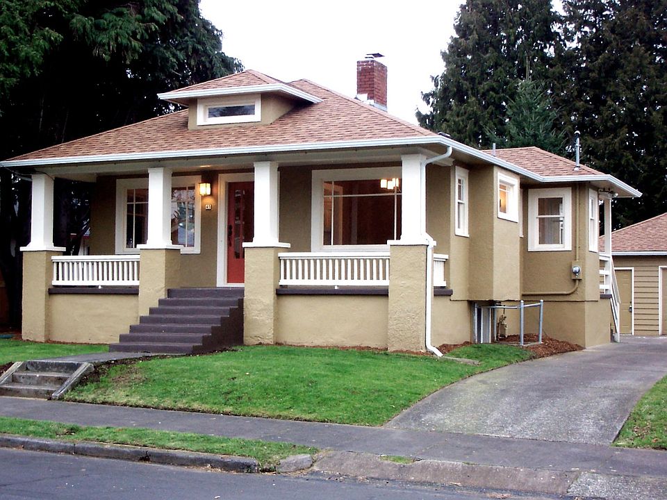 Charming Portland Bungalow with original charachter