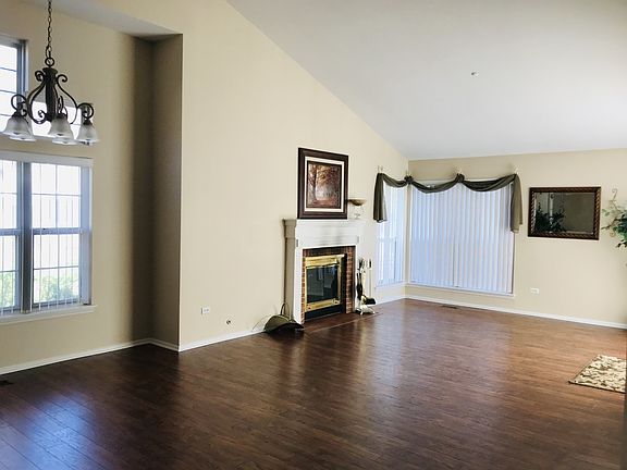 4th image of 421 Cobbler Ct Unit 1