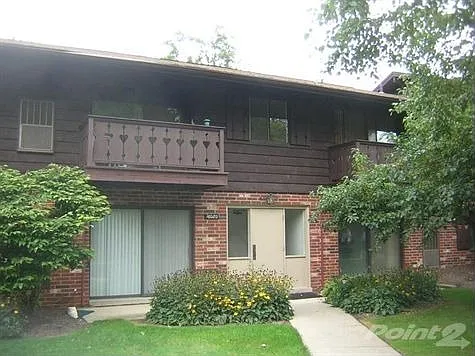 16080 Maple Heights Blvd APT 104 photo 1