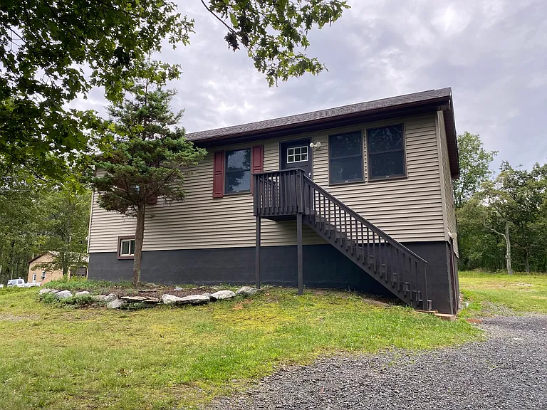 3117 Bluebird Dr — Photo 1