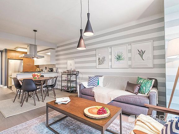 3rd image of 450 W 42nd St APT 16N