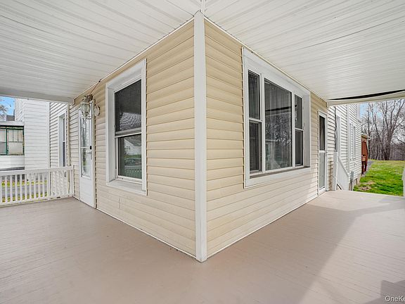 4th image of 708 Tower Avenue
