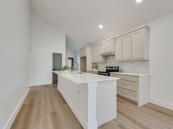 Additional property image - 617 S Montreal Ave, Dallas, TX 75208