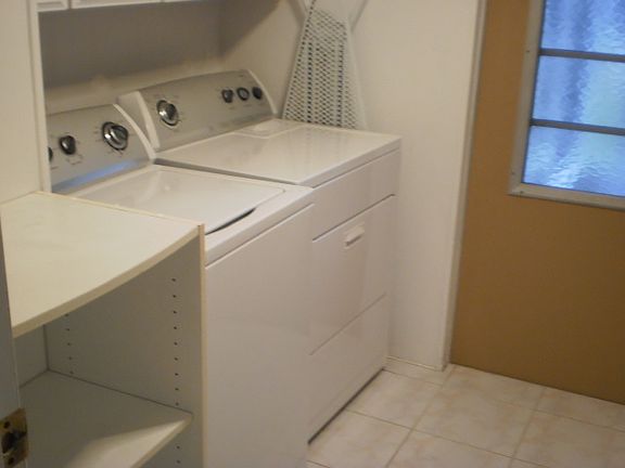 Interior Laundry Room .