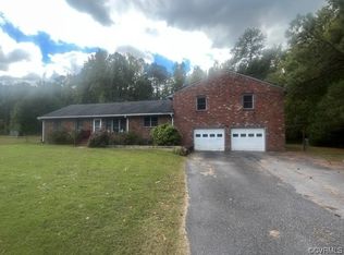 5711 Thweatt Dr, Disputanta, VA 23842