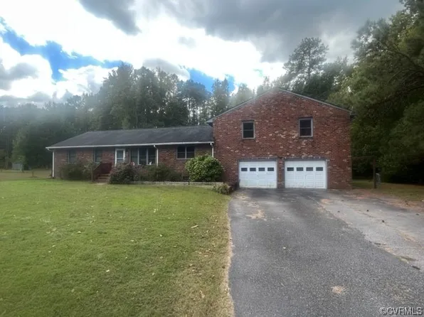 5711 Thweatt Dr, Disputanta, VA 23842