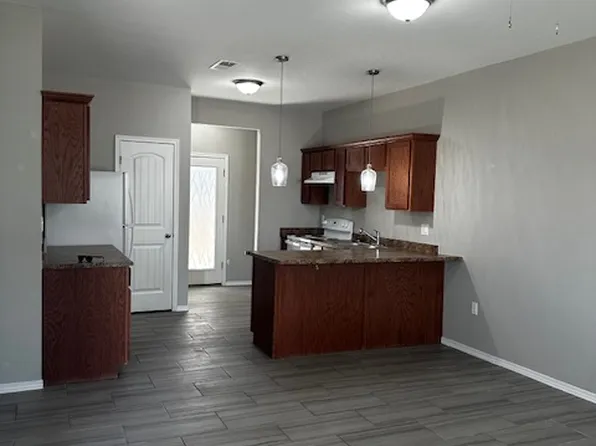 4600 Moonlight Ave, El Paso, TX 79904