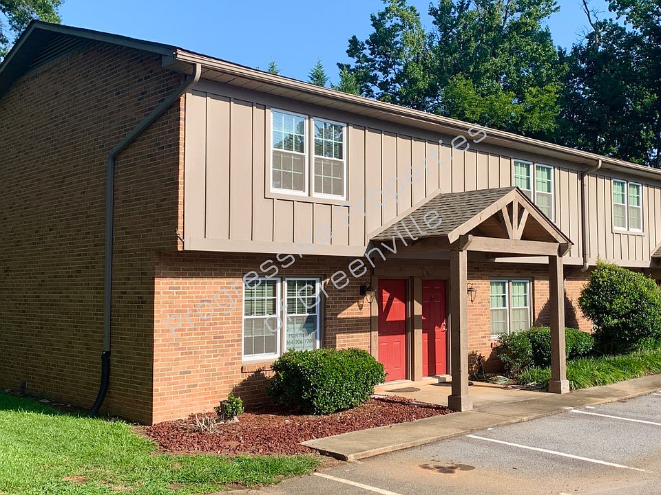 1st image of 3505 E North St APT 2
