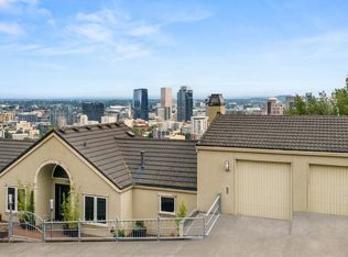 1558 SW Upper Hall St, Portland, OR 97201