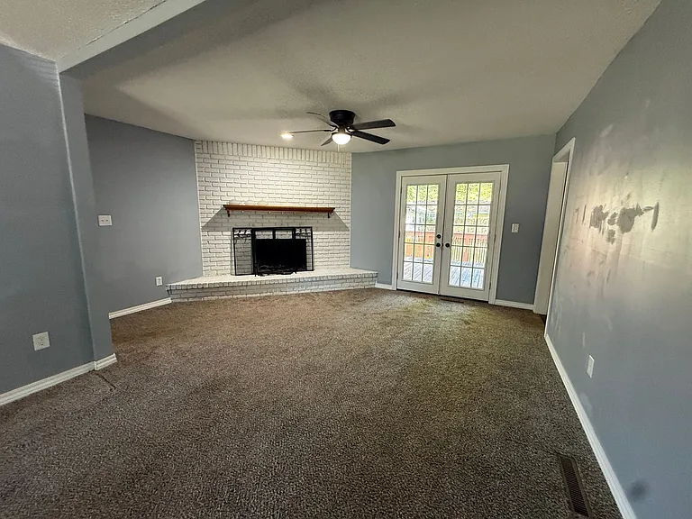 3642 S Westwood Ave — Photo 18