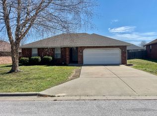 6008 N 8th Ave, Ozark, MO 65721