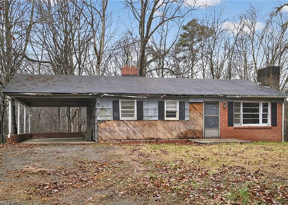 1st image of 4021 Vestal Rd