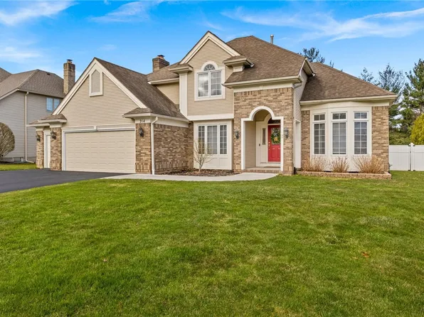 214 Jersey Black Cir, Rochester, NY 14626