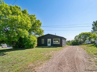 607 Stanfield Ave, Cheyenne, WY 82007