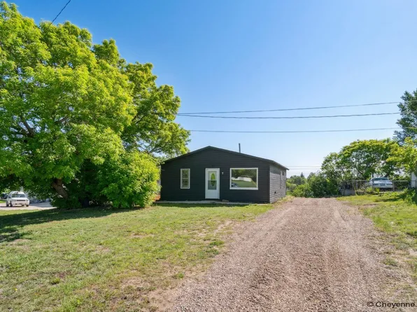 607 Stanfield Ave, Cheyenne, WY 82007