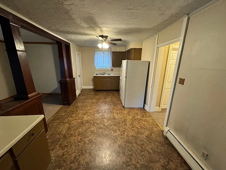 35A High Rd #1 — Photo 7