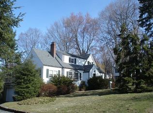 15 Justamere Dr, Ossining, NY 10562