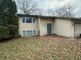 1562 119th Ln NW, Coon rapids, MN 55448