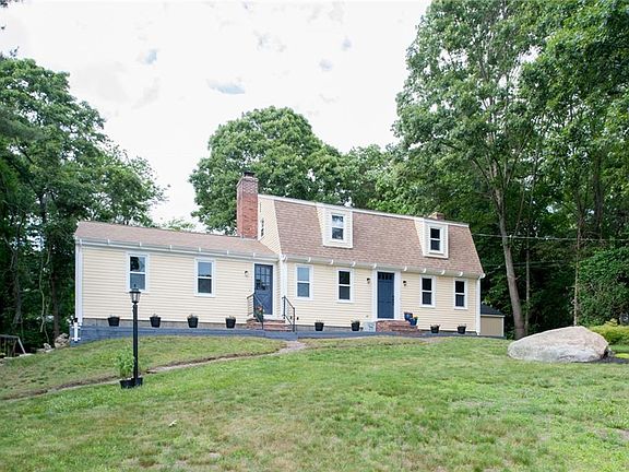 4th image of 25 Pinehill Dr