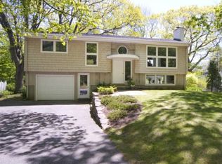 1084 Shore Rd, Cape Elizabeth, ME 04107