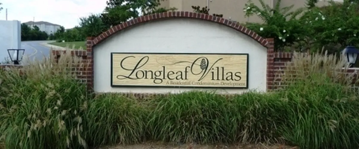 Building Photo - 447 W Longleaf Dr #708
