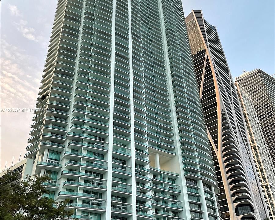 1st image of 900 Biscayne Blvd APT 3404
